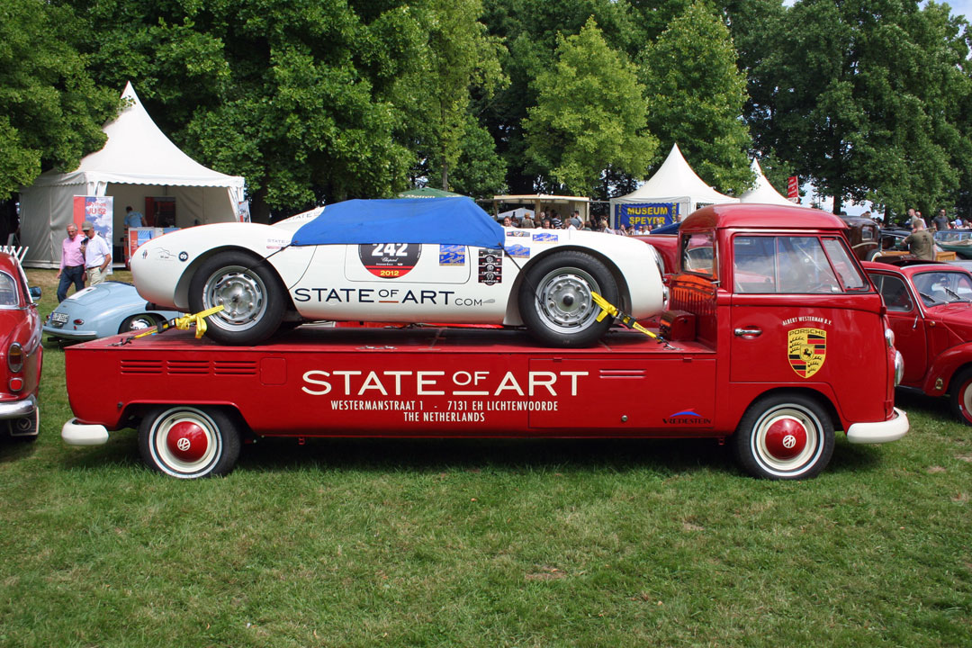 VW_Bus_T1_Porsche_Transporter_side.jpg