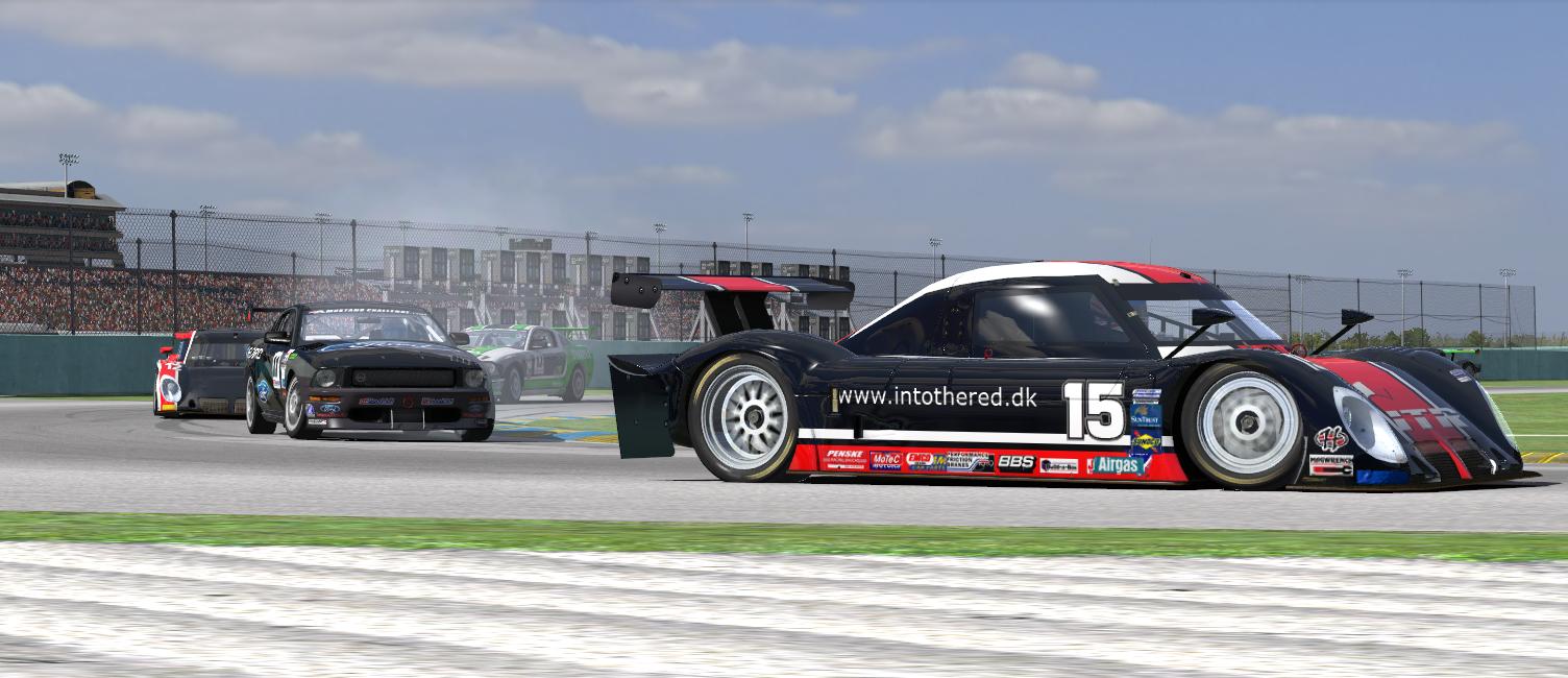 iRacingSim-2011-02-28-13-11-47-76.jpg