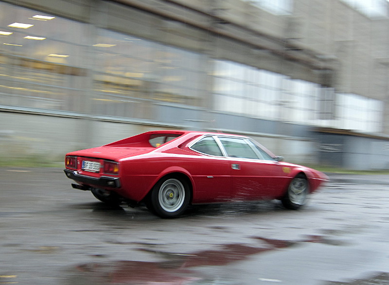 308GT4_reartq
