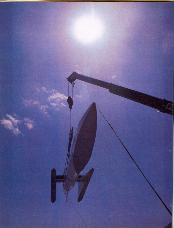 Dette er derimod en båd, nemlig Discovery 2 fra 1980. Forskellen er slående...