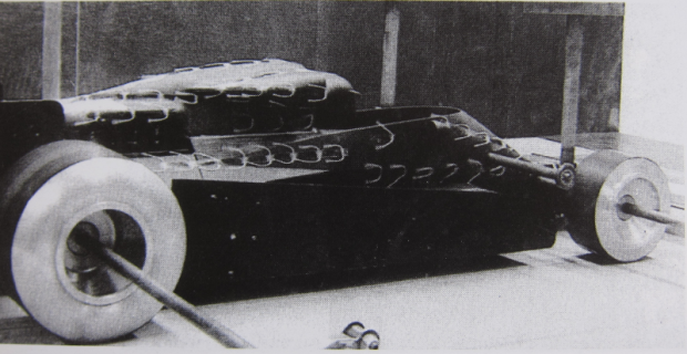 Dette er så Lotus' vindtunnelmodel fra cirka 1975/1976.