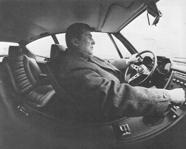 Ferruccio Lamborghini selv, her bag rattet af en Espada - han var GT-mand.