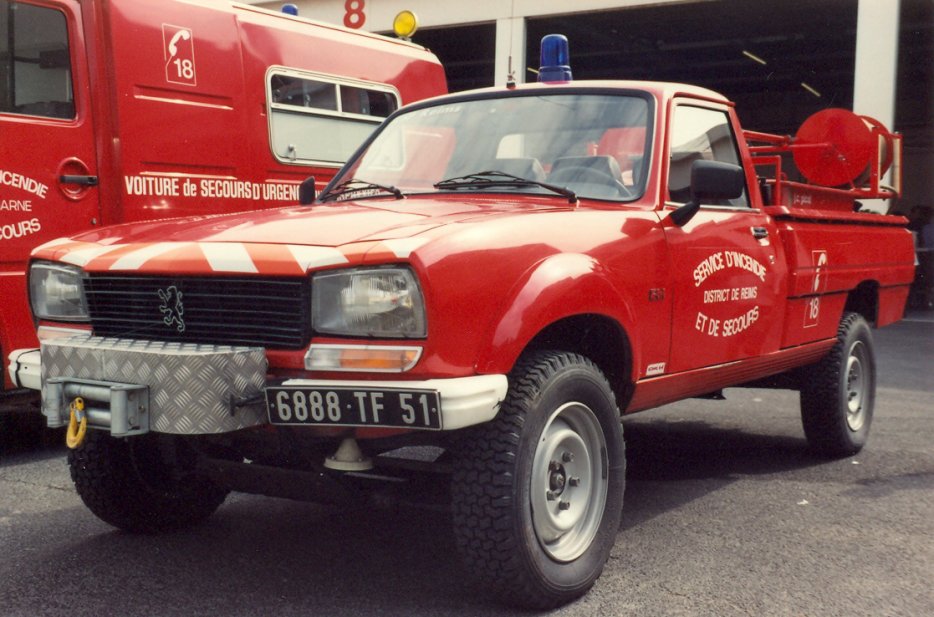 Henri Dangels 4x4-udgave kom i både break og pick-up.