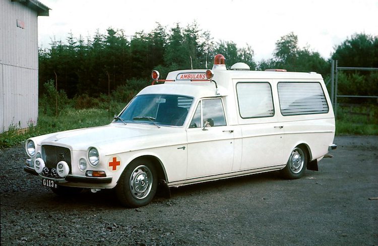 Volvo 165 i ambulanceudgave 1972. De senere blev bygget på basis af 145.