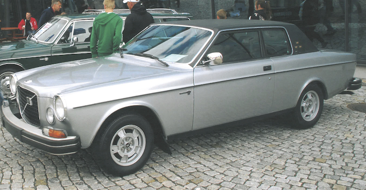 Aldrig: Volvo 162 forblev en prototype, som i dag står på Volvos museum. Bemærk på c-søjlen de tre kroner, som blev klippet ud af et par snusdåser!