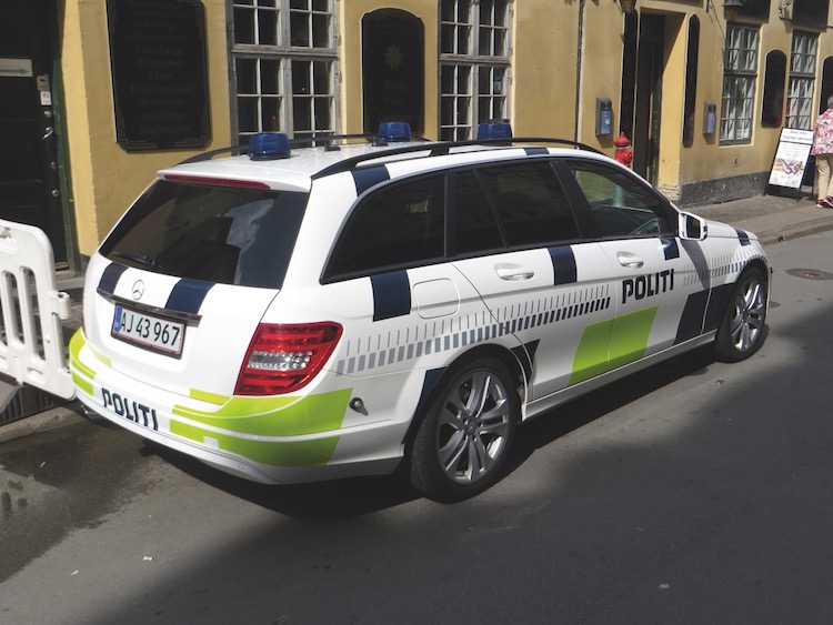 Mercedes-Benz C-klasse kom ind i 2013 og markerede samtidig overgangen til et nyt patruljevognsdesign. De viste sig dog snart for små.
